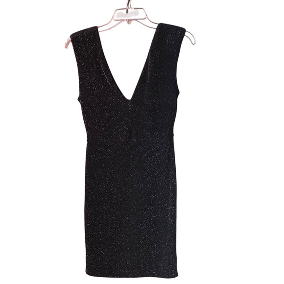 Forever 21 Dresses & Skirts - Forever 21 BodyCon Sparkly Dress Black with Silver Tread Lined Stretchy —#056